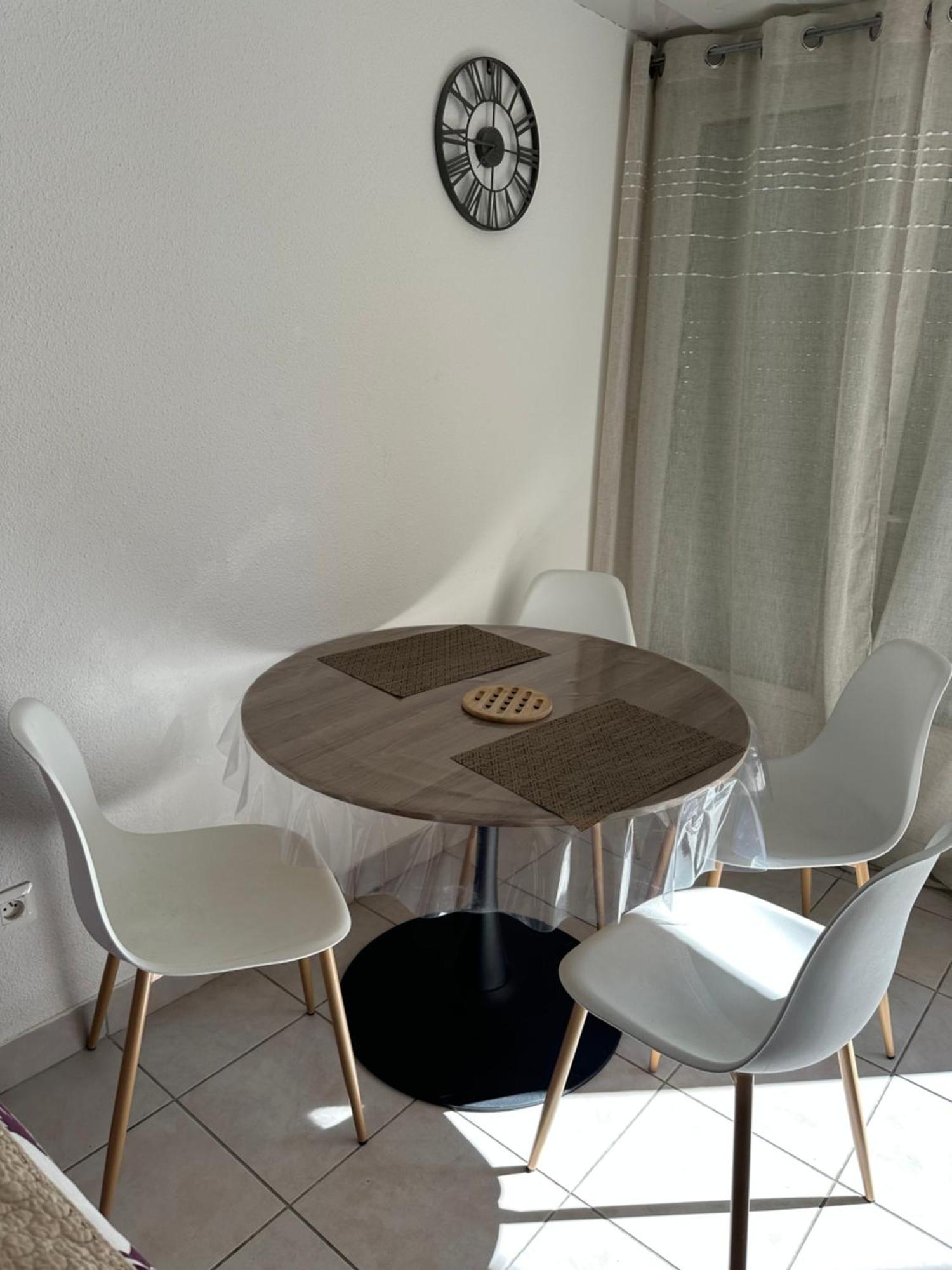 Appartement Proche De La Plage Saint-Pierre-la-Mer  Eksteriør billede